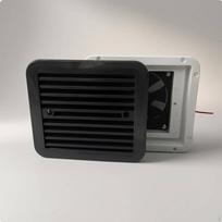 Kemperio šoninis ventiliacijos dangtelis šilumos išsklaidymui su apsauginiu tinkleliu Motorhome Oro kelionėms Blk 5v Low Noise Usb