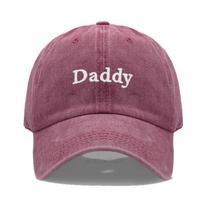 1 pora Tėčio ir Mamytės Siuvinėtos Beisbolo Kepurės Vyrams ir Moterims Lauko Laisvalaikio Sportui Snapback Beisbolo Kepurės Gimtadienio Dovanoms Adjustable brown