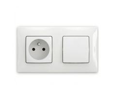 Legrand - Namų rozetė 250V/16A ir vienpolinis jungiklis nr. 1 su baltu NILOE rėmu