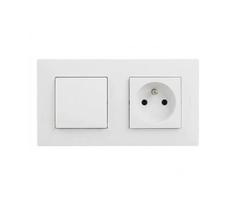 Legrand - Namų rozetė 250V/16A ir vienpolinis jungiklis Nr. 1 su rėmu NILOE STEP, baltos spalvos