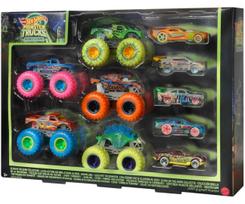 Tamsoje šviečiantis metalinis automobilio modelis Mattel Hot Wheels Monster Trucks HCB57 10 vnt.