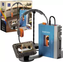 Konstruktoriaus kaladėlės Pantasy Retro nešiojamas kasečių grotuvas walkman iš kaladėlių 569 dalys