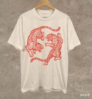 Japanese Fighting Tigers Shirt Vintage Tattoo Art Tiger Graphic Tee XL beige