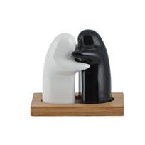 Creative Ceramic Pepper Shaker Warm Hug Little Man Wedding  Gift Hug Seasoning Jar One Size black