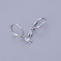 Fashionally Unique Design Bee, Dragonfly, Gecko Earrings for Women, Light Luxury Cross, Victory Gesture, Star Quality Earrings Yeh gesture - Platinum gray