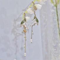 Sweet Crystal Flower Petal Long Drop Earrings for Women Exquisite Leaves Cat Butterfly Tassel Earrings Statement Jewelry Gifts gray