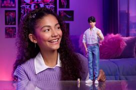 Mattel KPop Demon Hunters Saja Boys Jinu Fashion Doll in “Soda Pop” Look with Themed Movie Accessories