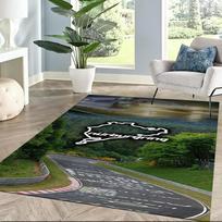 Nürburgring lenktynių trasos kvadratiniai kilimai yra puikus pasirinkimas svetainėms, miegamiesiems, namų dekoravimui ir dovanoms. 80cmx120cm