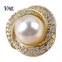 Faux Pearl Magnetic Button Pin, No Sew Safety Multipurpose for Scarf Shirts Sweater, Reusable Clothing Decorative Brooch Anti Slip Clasps A beige