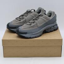 HV6901-001 Nike Zoom Vomero Roam Metallic Pewter Cool Grey Anthracite (Men's) 10.5 black