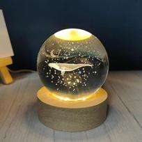 Whale 3D Crystal Ball Night Light With Wooden Base - LED USB Table Lamp skaidri