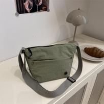 Ultra-light Nyl Crossbody Bag for Women Adjustable Wide Strap Lightweight Women's Bag Zipper Closure Stylish Messenger Bag žalia