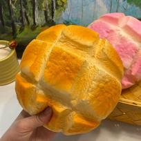 High Quality Slow Rising Squishy Bread Oversized Pineapple Bun Stress Relief Toy Prank Decoration Unique Birthday Gift orange