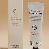 Milk House Candle Vegan Perfume Hand Cream 50ml Saltwater Mist beige