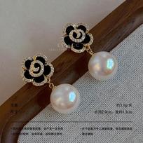 French camellia pearl earrings, flash diamonds, black gold flower stud earrings, niche temperament, long retro and elegant earrings. gray