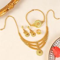 24K Gold Bridal Jewelry Set: Necklace, Ring & Earrings - Dubai Edition beige