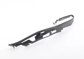 BMW F10 F11 priekinių žibintų sandariklis dešinėje pusėje originalus 63117240368