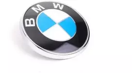 BMW E93 bagažinės emblema originali 51147146052