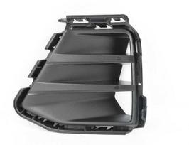 VAG VW Golf R32 GTI triušio dangtelis dalis bamperiui Satin Juodas Genuine 5G085323211J9B9