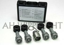 VAG VW TOUAREG AMAROK T5 ratų užraktas M14x1.5 2H0698137 Originalus