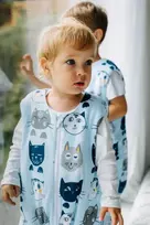 PULP BAMBOO Baby miegmaišis su 2 TOG kojinėmis - Mėlyna Cats - nuo 0,6 m iki 2,5 m