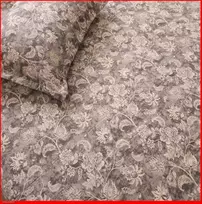 100 proc. medvilnės patalynės komplektas - Antklodės užvalkalas 200x200 cm. + 2 pagalvės užvalkalai 50x70 cm.