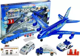 Lėktuvas su automobiliukais ir aksesuarais 1:87