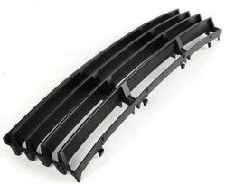 VAG Tikras VW Passat B5.5 Facelift 2001-2005 Priekinis Bamperio Grotelės Apatinis Centras