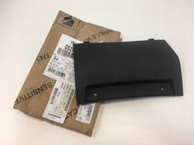 VAG NAUJAS AUDI A1 2011 - 2014 ORIGINALUS GALINIS BAMPEKAS TRAUKIMO KABLIUKO DANGTELIS 8X0807397 9B9