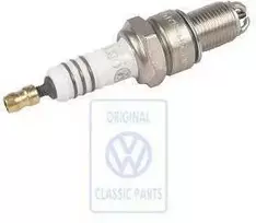 VAG Žvakės Dugnai Caddy Mk2 Golf Mk3 Passat B4 Originalus 101000040AC