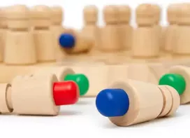 Miniland Atminties žaidimas „Memo Colors“ – protas ir judesys