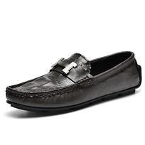 Winter warm velvet Doudou shoes pattern lazy driving shoes British casual men's leather shoes genuine leather cowhide cotton shoes 45 gray