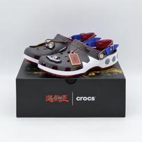 213590-90H Yu-Gi-Oh! x Crocs Classic Clog  Seto Kaiba  (atmos Išskirtinis) (Vyriški) 8 gray