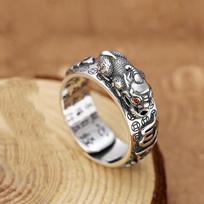 Chinese Feng Shui Pixiu Ring Silver Plated Copper Coins Adjustable Rings for Women Men Amulet Wealth Lucky Jewelry Birthday Gift resizable gray