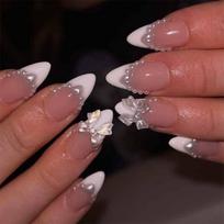 24Pcs Mid Length Almond French Tip Press On Nails White Edge With 3D Flower Gilding Reusable Full Cover False Nails gray