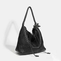 Retro Guns, The Same Hand-Woven Bag, Lazy Wind Bucket Bag, Women'S Bag, Star Pendant, Armpit Bag, No Label. length 37 width 16 height 30cm large size black