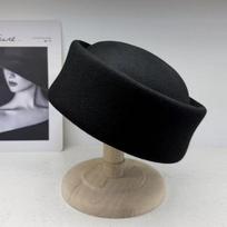 High quality export% wool beret women's autumn and winter medicine box hat French top hat niche basin hat M（55-58cm） black