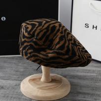 Plush Beret Zebra Stripes Print Pumpkin Hat New Painter Hat  Unisex white
