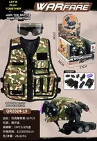 Karinis rinkinys mažam kareiviui su šalmu