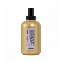 More Inside This Is A Blow Dry Primer Apsauginis purškiklis prieš plaukų džiovinimą 250ml
