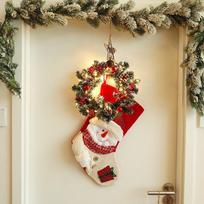 HOMZY šviečiantys LED girliandos papuošalai su dirbtiniais žaliais lapais Kalėdoms ir Naujiesiems Metams namų dekoracijoms, durų kabinamas vainikas 40cm beige