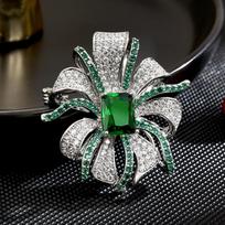 Lanxin Brooch Fashion Women's Light Luxury Exquisite Personality Brooch Niche Design Clothing Accessories Gifts gray