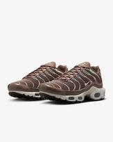 DZ3671-200 Nike Air Max Plus Mink Brown Baroque Brown Sail Metallic (Women's) 6 gray