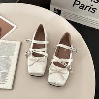 Mary Jane shoes women's 2025 summer new retro square head ballet shoes flat French shallow mouth one-word buckle single shoes 40