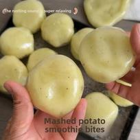 Realistic Textured Mashed Potato Squishy Ball Crinkle Sound Asmr Sensory Fidget Squeeze Ball Stress Relief Decompression Toy