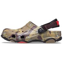 Crocs Classic All-Terrain Clog Dykumos Camo Tan Unisex Batai su raišteliais Camouflage 207305-088 42-43 beige