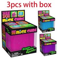 Schylling Needoh Nice Cube Sensorinis Fidget Žaislas, Streso Malšinantis Minkštas Kubas, Nerimo Mažinantis Suspaudžiamas Žaislas Dėmesio & ADHD Palaikymui