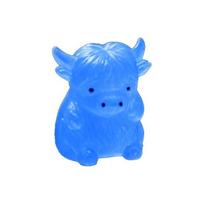 Highland Cow Ornament Glow-in-the-dark Mini Highland Cattle Figurine Animal Statue Home Office Living Room Desktop Decoration mėlyna