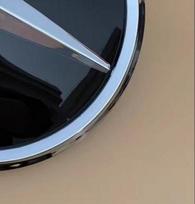 Grotelių emblema 3D veidrodinė priekinė Mercedes Benz A B C E R V G klasėms VITO ML GL GLE GLC S G CLA GLA GLB GLS GLK Metris CLS GT Viano CLA-C117 2013-2018 gray