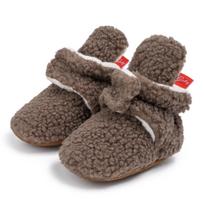 Cozy Plush Baby Shoes: Non-Slip Soft Sole Walker Socks with Warm Coral Fleece 12cm (6-12 months) / 95g ruda